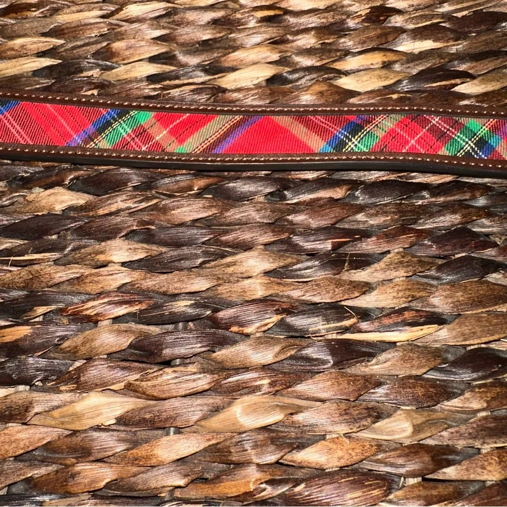 Tartan plaid belt kids size medium Red plaid and brown‎